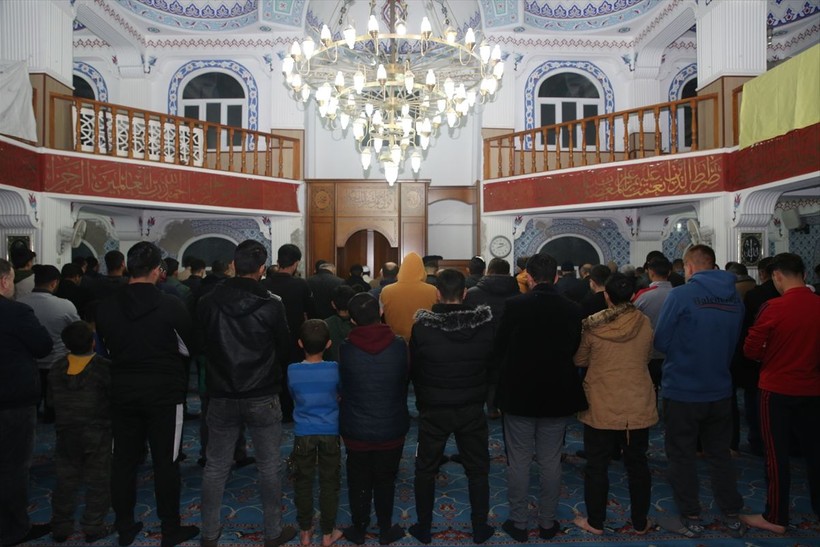 Türkiye'de ilk teravih namazı kılındı - Resim: 22