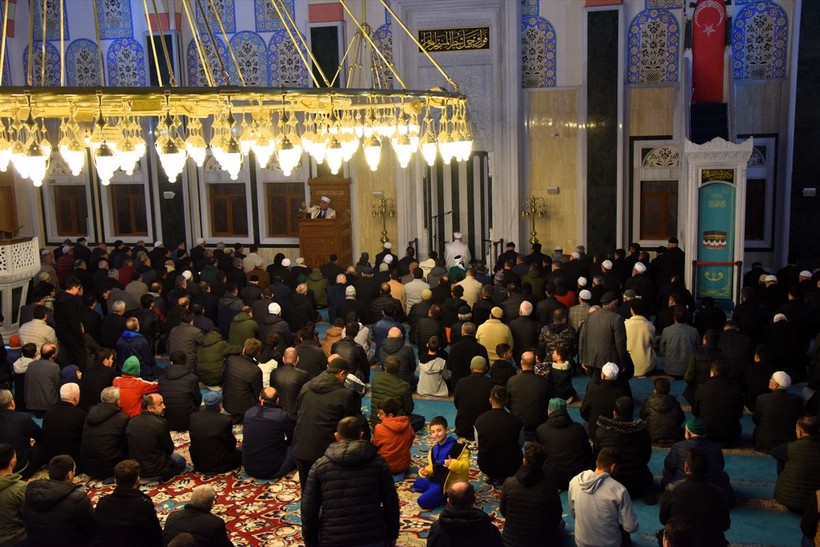Türkiye'de ilk teravih namazı kılındı - Resim: 9