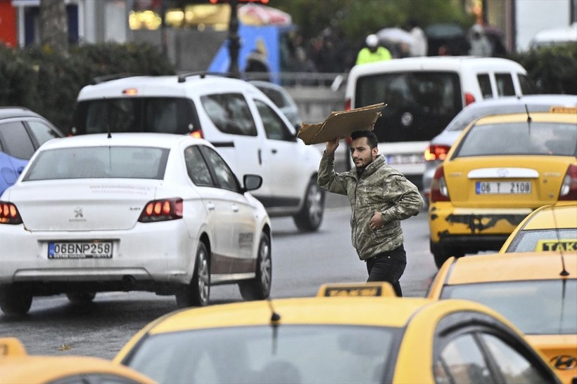 Türkiye'nin batısı yağmura teslim! Bu illerde oturanlar dikkat - Resim: 10