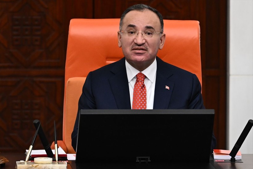 TBMM'ye ilginç başvurular: Bitcoin resmi para birimi olsun, Pi sayısını yeniden araştırmam için komisyon... - Resim: 4