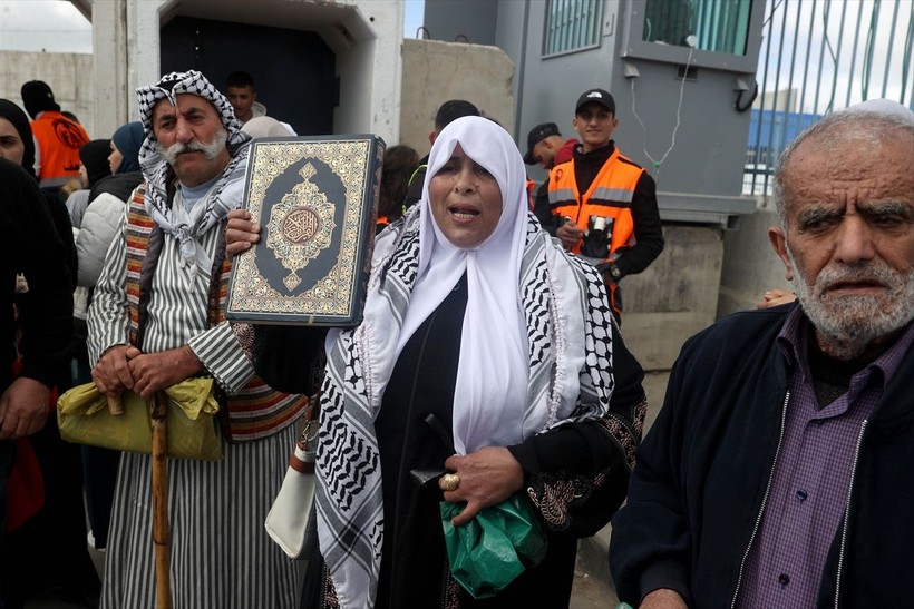 İsrail Ramazan ayının ilk cuma namazında Mescid-i Aksa'da kısıtlamalar getirdi - Resim: 25