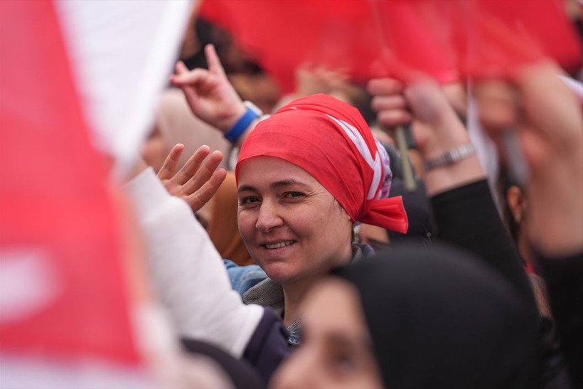 Vatandaşlar AK Parti'nin Hakkari mitingine yoğun ilgi gösterdi - Resim: 2