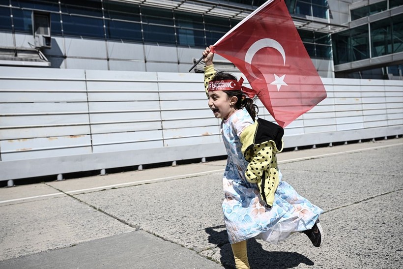 Seçime bir hafta kala AK Parti'den dev gövde gösterisi! Yüz binler "Yeniden Büyük İstanbul Mitingi" için alanda - Resim: 40