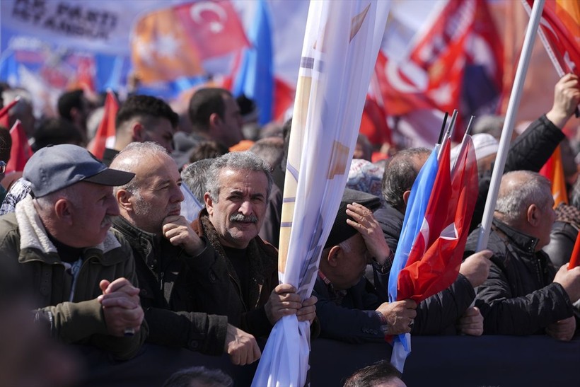 Seçime bir hafta kala AK Parti'den dev gövde gösterisi! Yüz binler "Yeniden Büyük İstanbul Mitingi" için alanda - Resim: 34