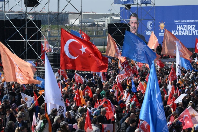 Seçime bir hafta kala AK Parti'den dev gövde gösterisi! Yüz binler "Yeniden Büyük İstanbul Mitingi" için alanda - Resim: 28