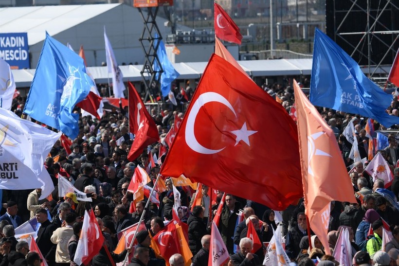 Seçime bir hafta kala AK Parti'den dev gövde gösterisi! Yüz binler "Yeniden Büyük İstanbul Mitingi" için alanda - Resim: 29
