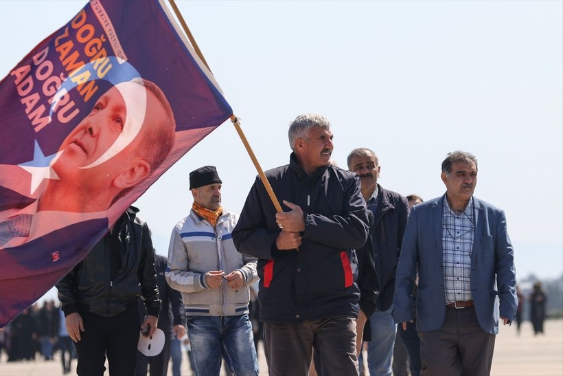 Seçime bir hafta kala AK Parti'den dev gövde gösterisi! Yüz binler "Yeniden Büyük İstanbul Mitingi" için alanda - Resim: 54