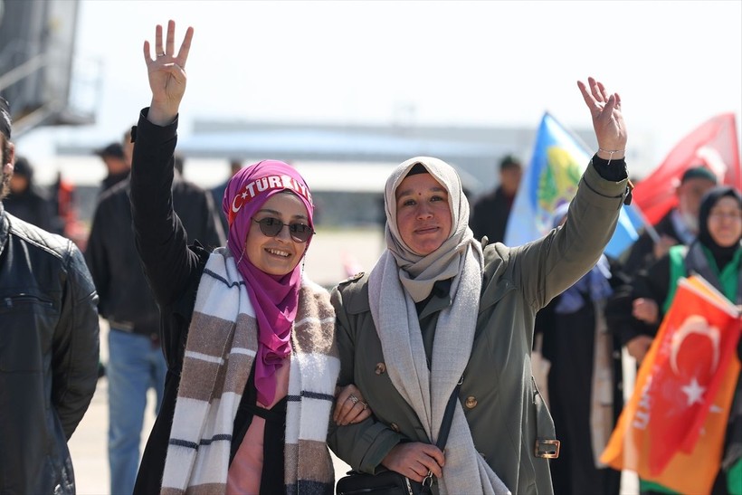 Seçime bir hafta kala AK Parti'den dev gövde gösterisi! Yüz binler "Yeniden Büyük İstanbul Mitingi" için alanda - Resim: 49