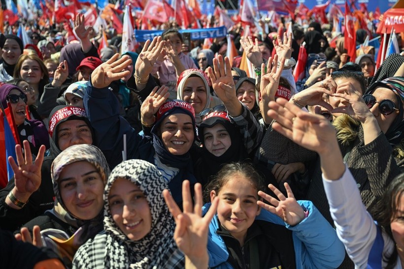 Seçime bir hafta kala AK Parti'den dev gövde gösterisi! Yüz binler "Yeniden Büyük İstanbul Mitingi" için alanda - Resim: 62