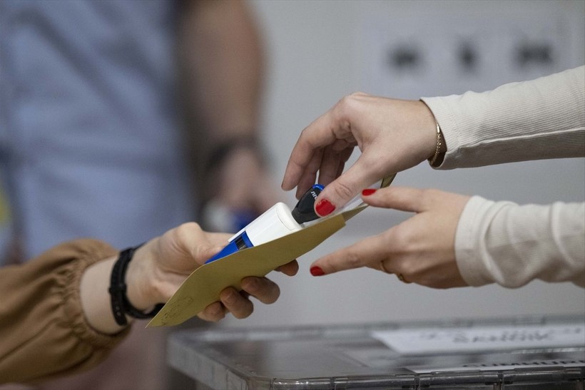 Türkiye 31 Mart'ta sandık başına gidiyor - Resim: 12