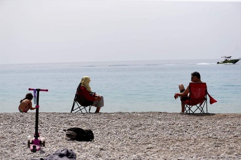 Muğla'da oy kullanan seçmenler kendini denize attı - Resim: 10