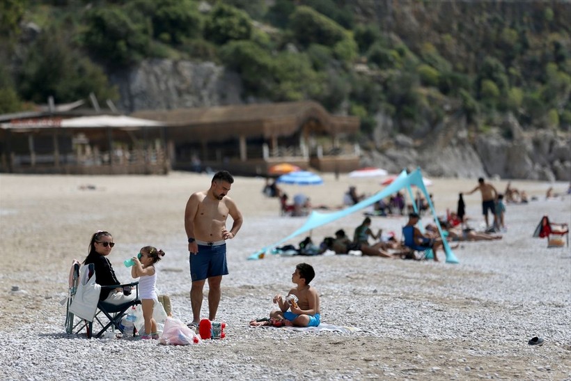 Muğla'da oy kullanan seçmenler kendini denize attı - Resim: 8