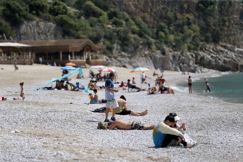 Muğla'da oy kullanan seçmenler kendini denize attı - Resim: 3