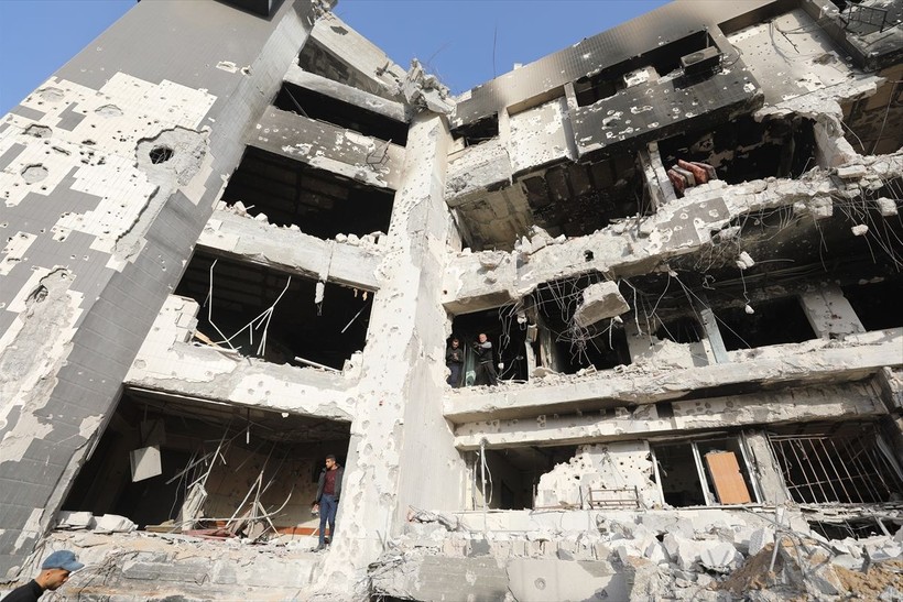 Soykırımcı İsrail ordusu, Şifa Hastanesi'ni yerle bir ettikten sonra çekildi - Resim: 50