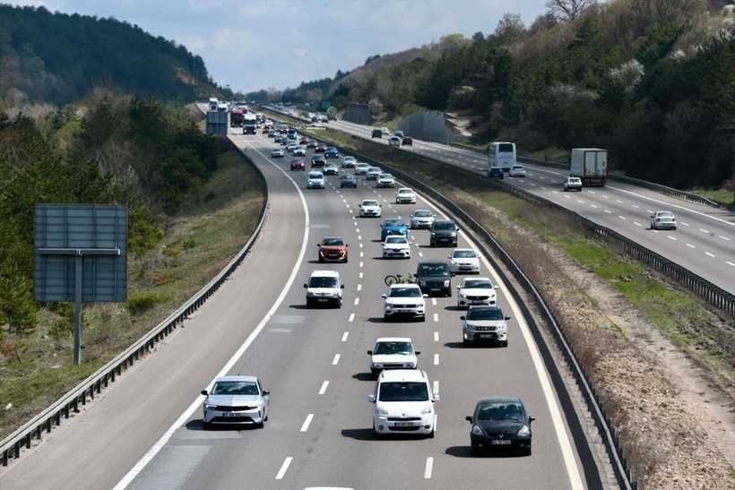 Bayram tatilinden dönüş trafiği başladı! İşte yoğunluk yaşanan noktalar - Resim: 5