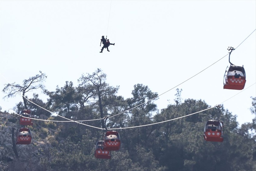 Antalya'daki teleferik faciası ile ilgili korkunç iddia! Seçim var diye yıpranan parçalarla çalışmasına izin verilmiş - Resim: 8