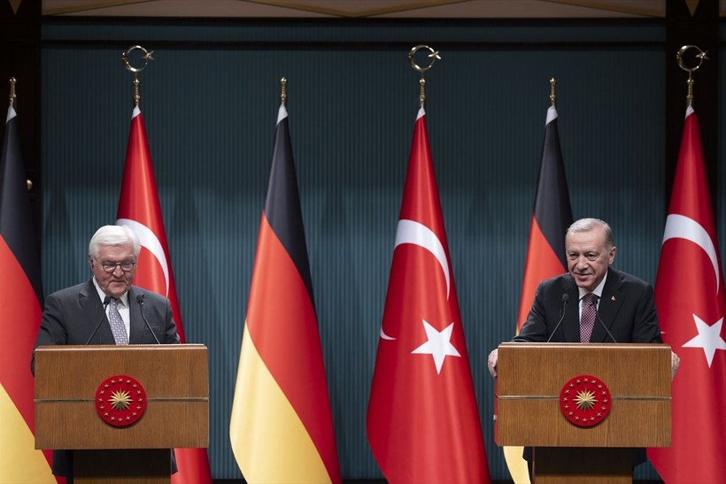 Alman gazete Ankara'daki tarihi zirveyi değerlendirdi! Erdoğan Steinmeier'den daha cesur konuştu - Resim: 7