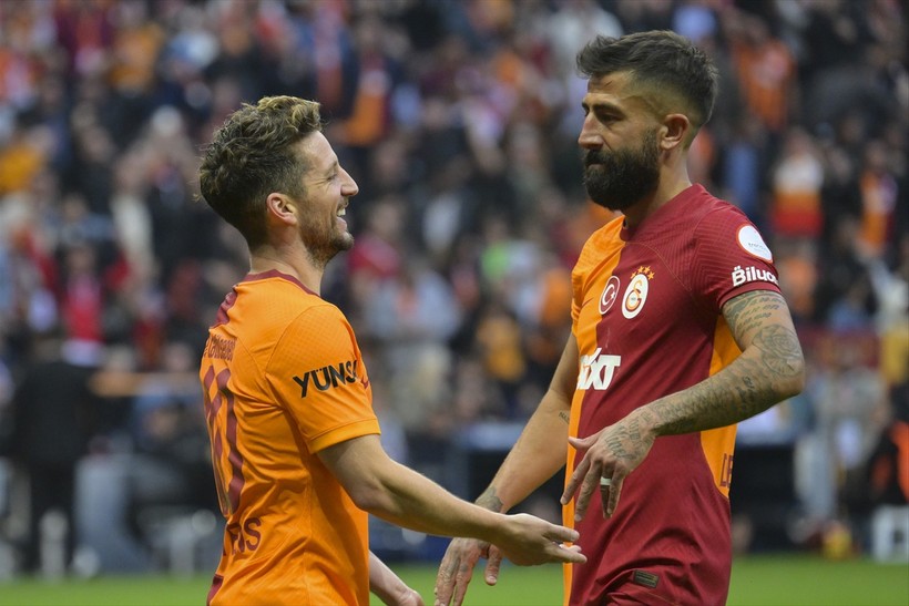 Galatasaray, sahasında Sivasspor'u 6 golle geçti - Resim : 4