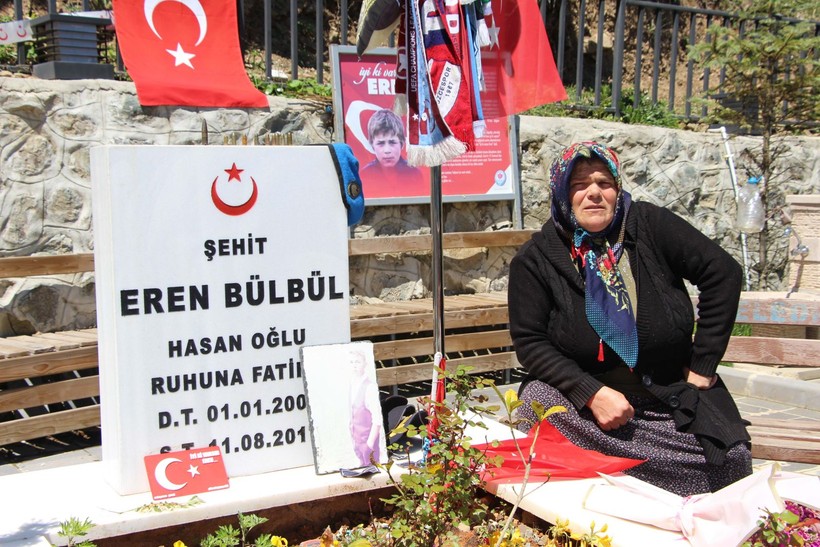 Eren Bülbül'ün annesinin yüreğindeki ateş dinmiyor - Resim: 6