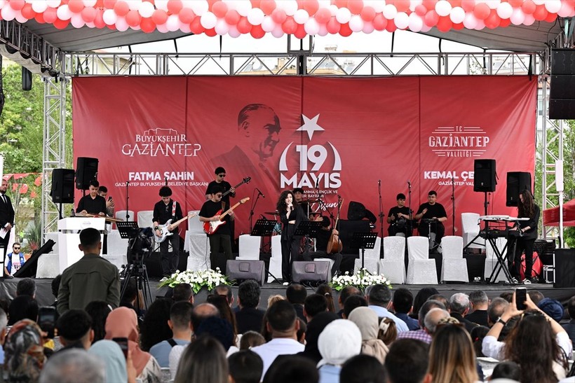 Yurtta 19 Mayıs coşkusu! Ankara, Samsun, İstanbul... - Resim: 22