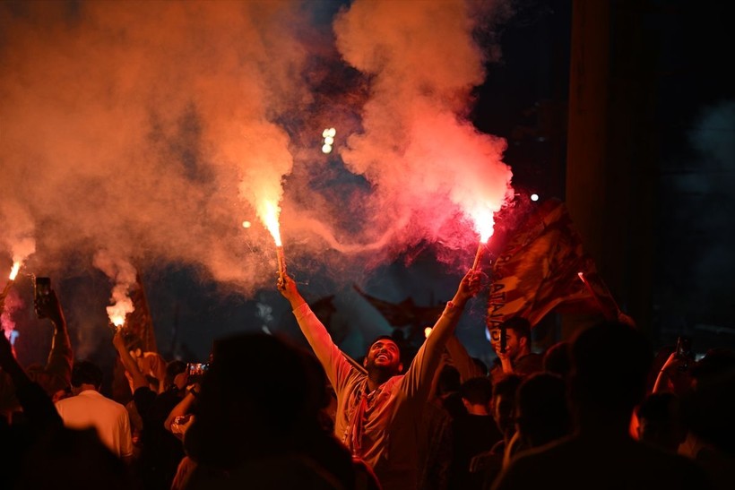 Türkiye'nin dört bir yanında yaşayan vatandaşlar, Galatasaray'ın şampiyonluğunu kutladı - Resim: 30