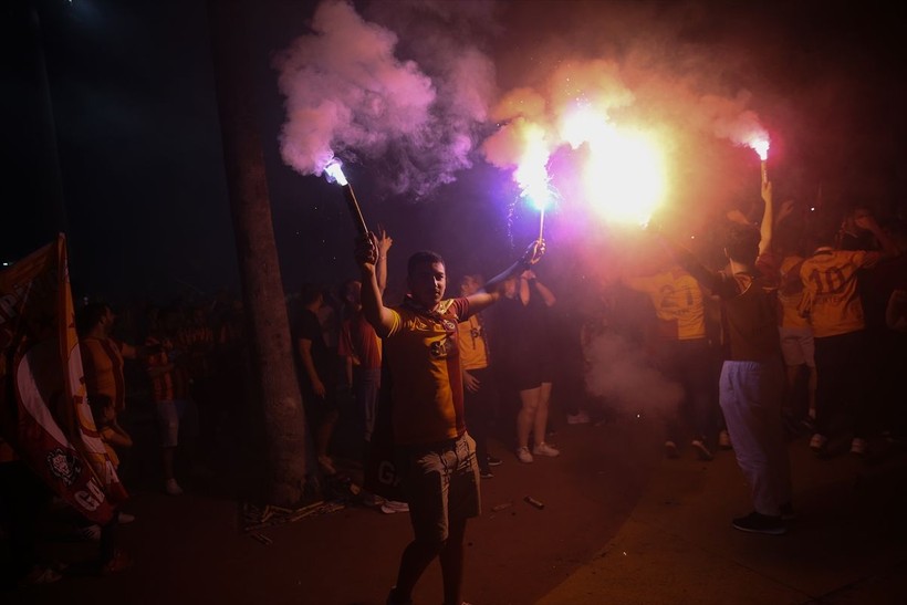 Türkiye'nin dört bir yanında yaşayan vatandaşlar, Galatasaray'ın şampiyonluğunu kutladı - Resim: 35