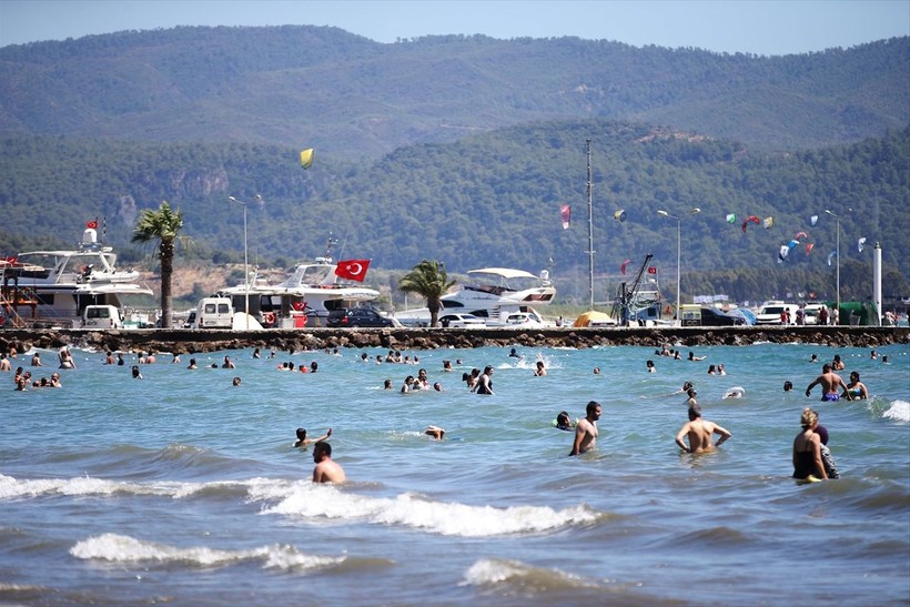 Muğla sahillerinde bayram yoğunluğu - Resim: 10