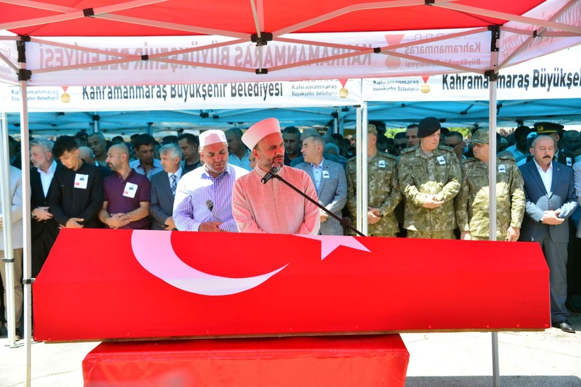 Pençe-Kilit şehidi, son yolculuğuna uğurlandı! Vasiyeti yerine getirilecek - Resim: 5