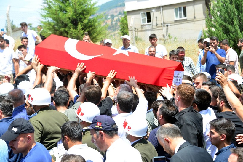 Pençe-Kilit şehidi, son yolculuğuna uğurlandı! Vasiyeti yerine getirilecek - Resim: 10