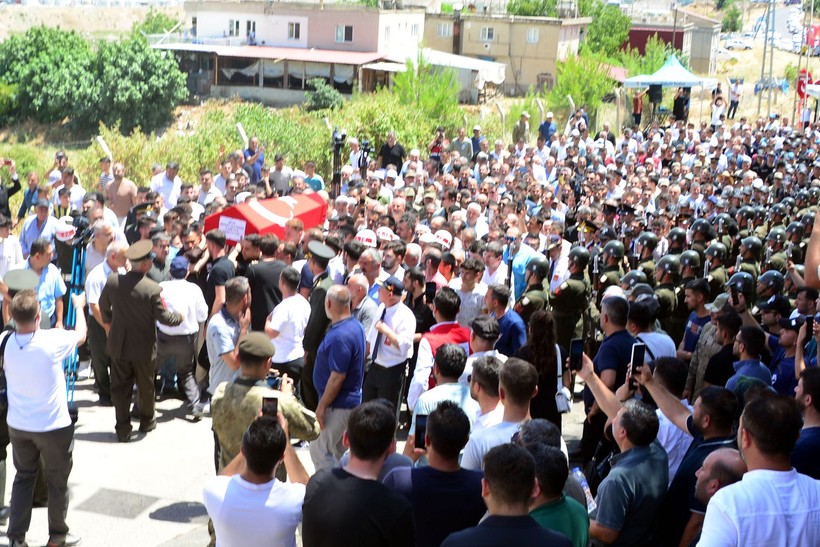 Pençe-Kilit şehidi, son yolculuğuna uğurlandı! Vasiyeti yerine getirilecek - Resim: 8