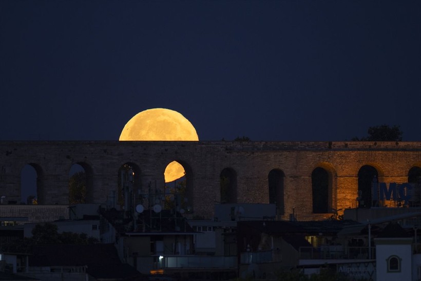 İstanbul'da dolunay Sultanahmet Camii ile birlikte görüntülendi - Resim: 5