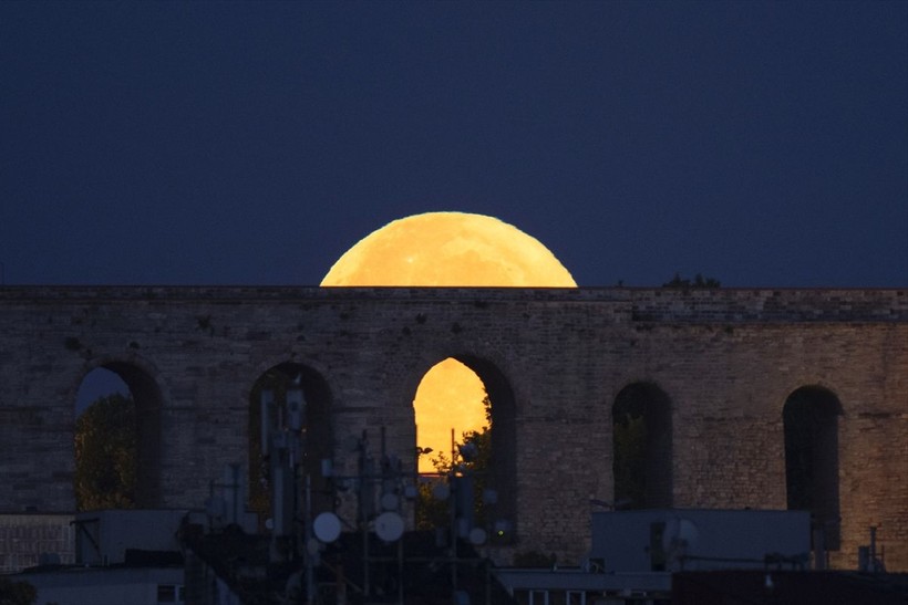 İstanbul'da dolunay Sultanahmet Camii ile birlikte görüntülendi - Resim: 7