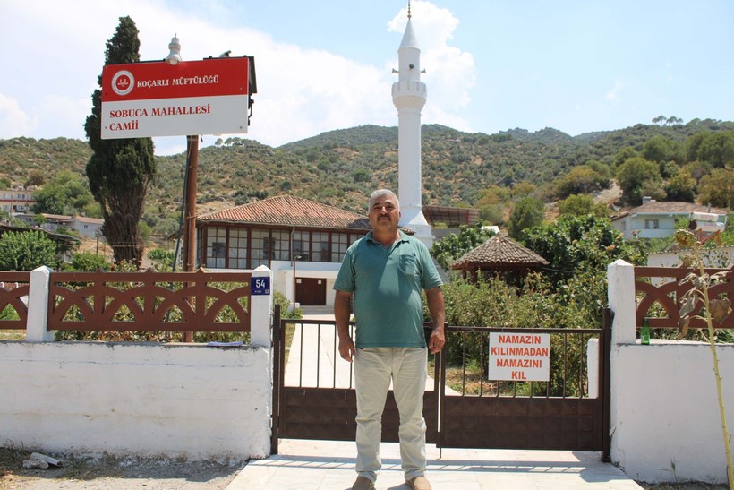 Cami imamından cemaati çeken tabela: Namazın kılınmadan namazını kıl - Resim: 7