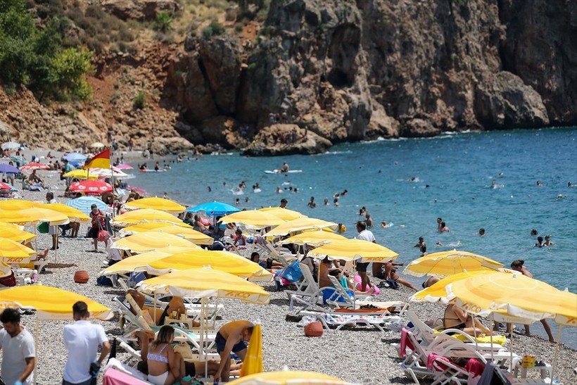 Antalya neme esir! - Resim: 12
