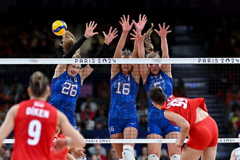 A Milli Kadın Voleybol Takımı, Paris 2024'teki ilk maçında Hollanda'yı 3-2 mağlup etti - Resim: 15