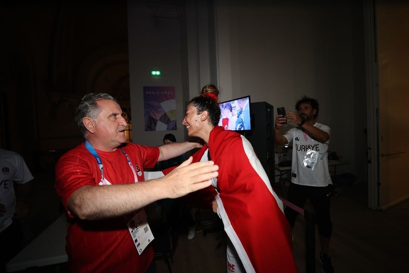 Paris Olimpiyat oyunlarından neden altın madalya alamadan döndük? Bakan Osman Aşkın Bak'tan çarpıcı değerlendirme - Resim: 9