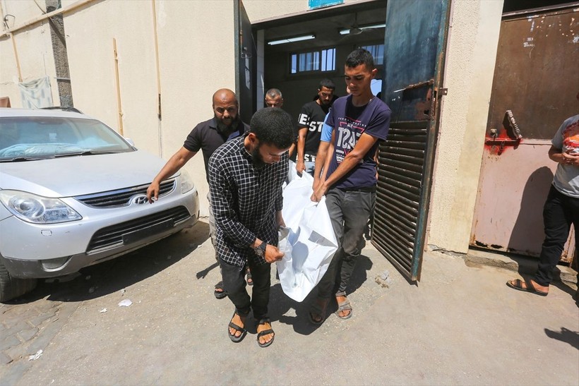 İkizlerine doğum belgesi almak için evden çıktı! Döndüğünde ise Katil İsrail tarafından katledilmişlerdi - Resim: 23