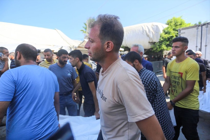 İkizlerine doğum belgesi almak için evden çıktı! Döndüğünde ise Katil İsrail tarafından katledilmişlerdi - Resim: 6