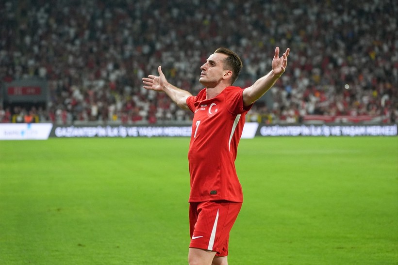 A Milli Takım, Kerem Aktürkoğlu'nun şovuyla lider - Resim : 2