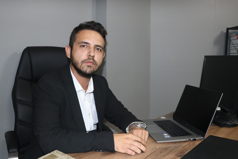 Antalya'da sapık adam komşusunun 16 yaşındaki engelli kızına tecavüzden tutuklandı - Resim : 2