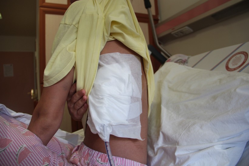 İki yıl önce sevgilisini defalarca bıçaklamıştı! Anestezi doktoru evinde ölü bulundu - Resim : 4