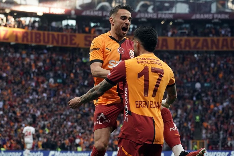 Okan Buruk: "Şampiyonluk yolunda çok az bir yolumuz kaldı" - Resim : 2