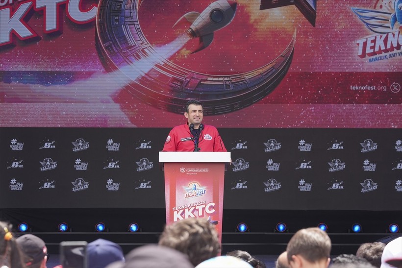Dünyanın en büyük havacılık, uzay ve teknoloji festivali Havacılık, Uzay ve Teknoloji Festivali...