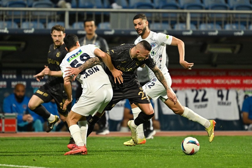Kasımpaşa - Trabzonspor maçında kazanan çıkmadı - Resim : 3