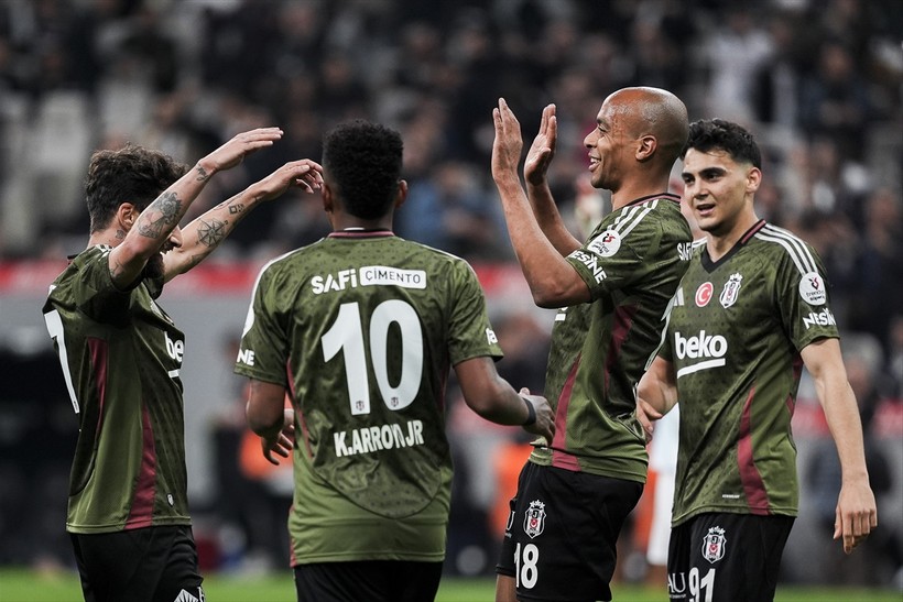 Beşiktaş, Adana Demirspor'u 4-1 yendi - Resim : 2
