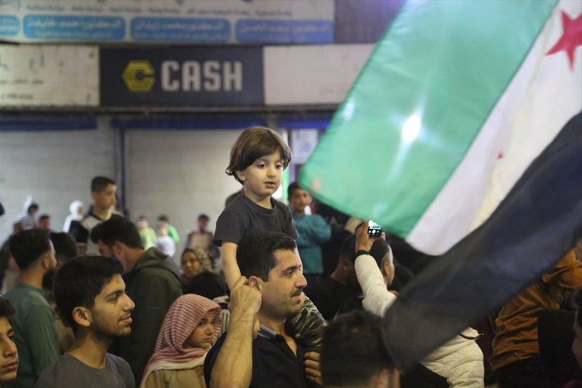 Suriye'de ABD'nin yaptırımları kaldırma kararı coşkusu! Ekonomi Bakanı gözyaşlarıyla Türkiye'ye teşekkür etti - Resim: 15