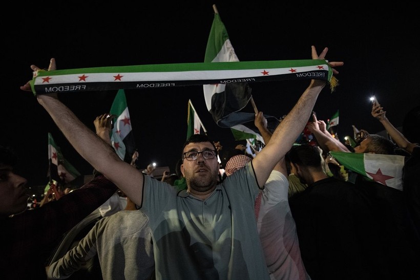 Suriye'de ABD'nin yaptırımları kaldırma kararı coşkusu! Ekonomi Bakanı gözyaşlarıyla Türkiye'ye teşekkür etti - Resim: 22
