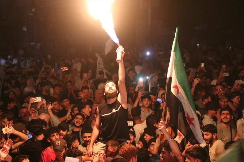 Suriye'de ABD'nin yaptırımları kaldırma kararı coşkusu! Ekonomi Bakanı gözyaşlarıyla Türkiye'ye teşekkür etti - Resim: 47