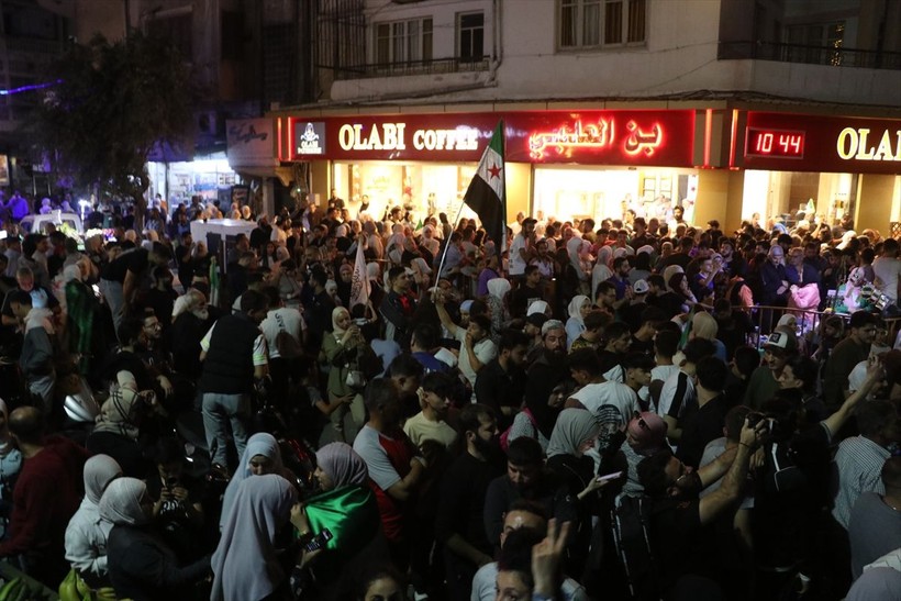 Suriye'de ABD'nin yaptırımları kaldırma kararı coşkusu! Ekonomi Bakanı gözyaşlarıyla Türkiye'ye teşekkür etti - Resim: 55