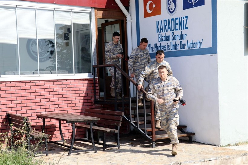 Gök vatanın gizli kahramanları: Uçak bakım teknisyenleri - Resim: 1